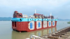 全球首艘自航式水体自然交换型养殖工船成功下水